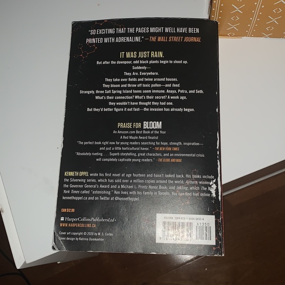 bloom by Kenneth Oppel - Picture 2 of 2